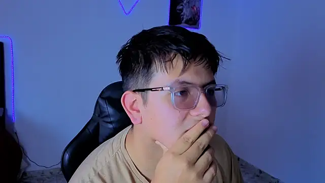 Snapshot of Ryan_Doretti chatting on January 18, 2026, 10:02 pm Ryan Doretti online show from January 18, 2026, 10:02 pm