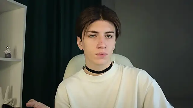 Oliver Starboy online show from September 23, 2025, 4:41 am
