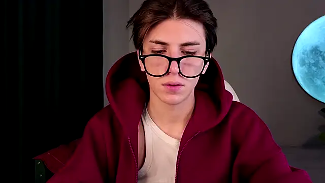 Oliver Starboy online show from September 26, 2025, 5:36 am