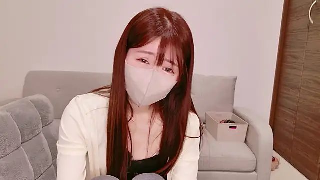 Snapshot of ena_7 chatting on April 4, 2026, 3:40 pm ena 7 online show from April 4, 2026, 3:40 pm