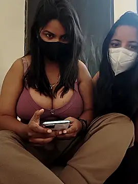 Snapshot of sluttscandy8 chatting on November 9, 2025, 8:51 am sluttscandy8 online show from November 9, 2025, 8:51 am