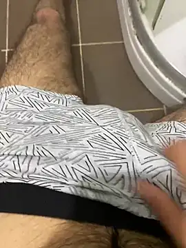 Snapshot of BatchedTracer chatting on January 9, 2026, 1:51 pm BatchedTracer online show from January 9, 2026, 1:51 pm