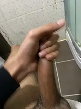 Snapshot of BatchedTracer chatting on March 7, 2026, 11:10 pm BatchedTracer online show from March 7, 2026, 11:10 pm