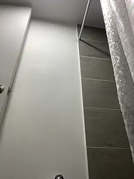 AmyMartinelli online show from November 14, 2025, 9:18 pm