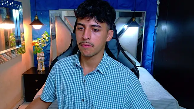 Snapshot of Alan_Del_Reyx chatting on March 2, 2026, 2:23 am Alan Del Reyx online show from March 2, 2026, 2:23 am