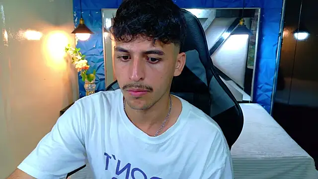 Snapshot of Alan_Del_Reyx chatting on March 11, 2026, 2:27 am Alan Del Reyx online show from March 11, 2026, 2:27 am