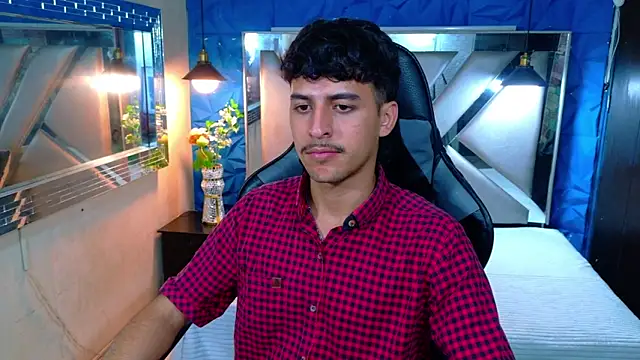 Snapshot of Alan_Del_Reyx chatting on March 7, 2026, 3:35 am Alan Del Reyx online show from March 7, 2026, 3:35 am