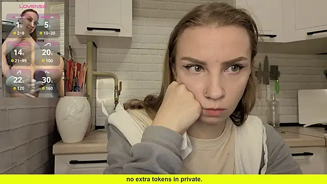 Snapshot of Edena_ chatting on April 25, 2026, 10:40 pm Edena online show from April 25, 2026, 10:40 pm