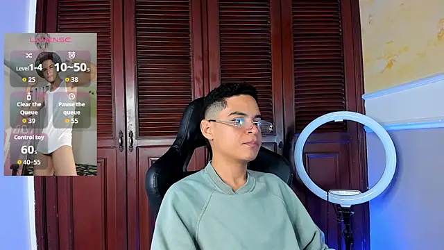 Snapshot of edy_play chatting on October 19, 2025, 7:11 am edy play online show from October 19, 2025, 7:11 am