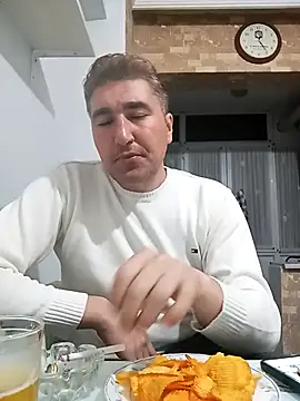 Snapshot of mert0359 chatting on October 14, 2025, 9:25 pm mert0359 online show from October 14, 2025, 9:25 pm