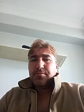 Snapshot of mert0359 chatting on September 19, 2025, 8:18 am mert0359 online show from September 19, 2025, 8:18 am