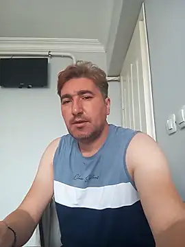 Snapshot of mert0359 chatting on September 17, 2025, 9:44 am mert0359 online show from September 17, 2025, 9:44 am