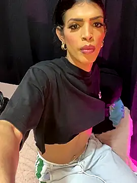 Snapshot of Lady_Dirty444 chatting on October 24, 2025, 11:48 pm Lady Dirty444 online show from October 24, 2025, 11:48 pm