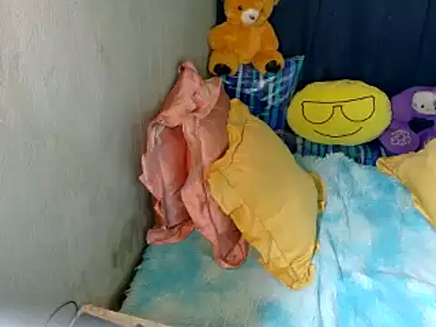 xxloveheart online show from November 24, 2025, 10:21 pm