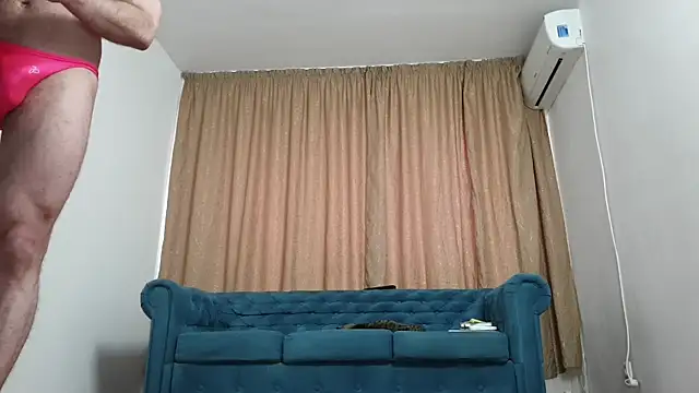 Snapshot of BLOND_GOD chatting on October 12, 2025, 9:43 am BLOND GOD online show from October 12, 2025, 9:43 am