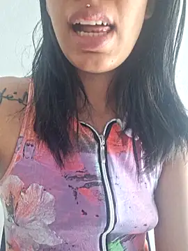 Snapshot of RavenShyfit chatting on November 17, 2025, 11:36 am RavenShyfit online show from November 17, 2025, 11:36 am