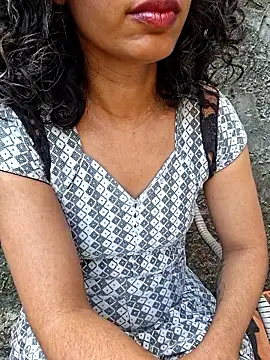 Snapshot of RavenShyfit chatting on December 19, 2025, 8:22 pm RavenShyfit online show from December 19, 2025, 8:22 pm