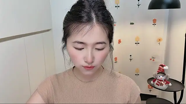 Rosalind xixi online show from May 1, 2026, 1:16 pm