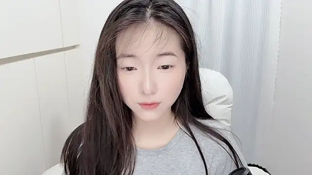 Snapshot of Rosalind_xixi chatting on July 5, 2026, 1:21 am Rosalind xixi online show from July 5, 2026, 1:21 am