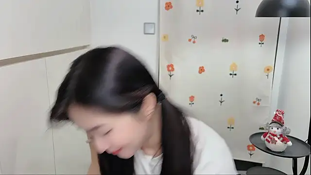 Rosalind xixi online show from May 9, 2026, 1:31 am