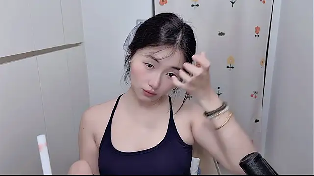 Snapshot of Rosalind_xixi chatting on June 11, 2026, 1:16 am Rosalind xixi online show from June 11, 2026, 1:16 am