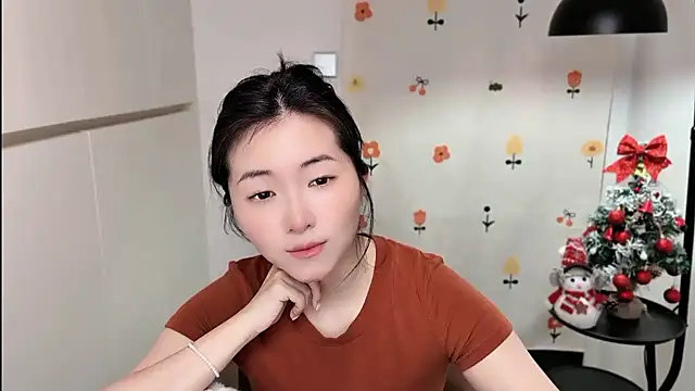 Rosalind xixi online show from March 9, 2026, 5:22 am