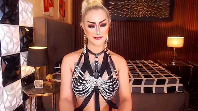 Snapshot of HorseCockDivine chatting on February 28, 2026, 5:51 am HorseCockDivine online show from February 28, 2026, 5:51 am