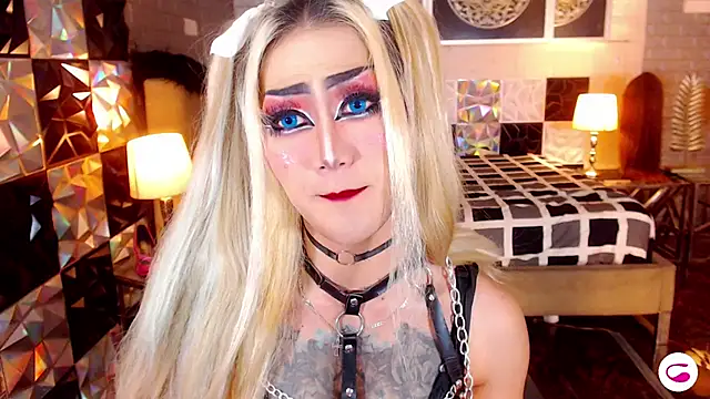 Snapshot of HorseCockDivine chatting on November 16, 2025, 8:24 pm HorseCockDivine online show from November 16, 2025, 8:24 pm