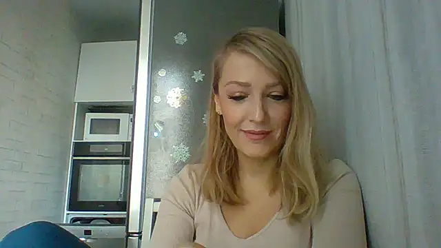 Vexxaa online show from December 17, 2025, 6:51 am