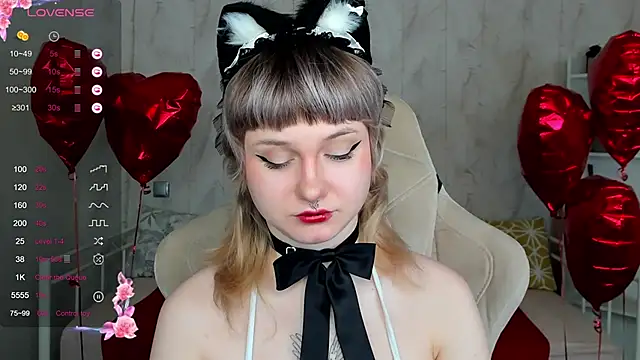 Tori Cutie online show from February 21, 2026, 12:01 am