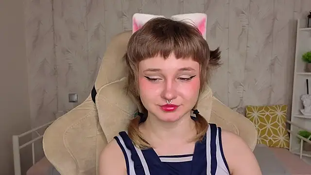 Tori Cutie online show from April 29, 2026, 12:04 am