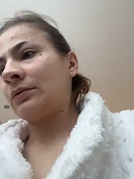 Snapshot of IsabellaEtha chatting on December 15, 2025, 10:10 am IsabellaEtha online show from December 15, 2025, 10:10 am