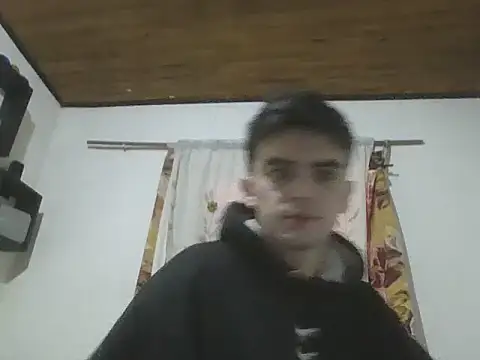 Rodrigo99 9 online show from May 6, 2026, 1:59 pm