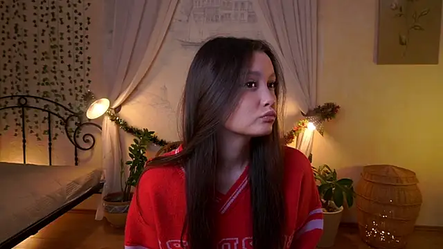 EvaDowe online show from December 20, 2025, 4:04 am