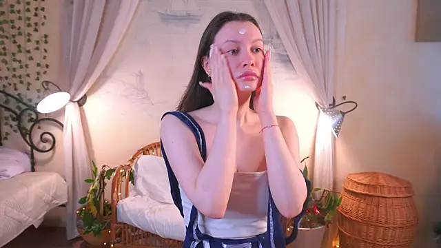 Snapshot of EvaDowe chatting on February 23, 2026, 4:14 am EvaDowe online show from February 23, 2026, 4:14 am