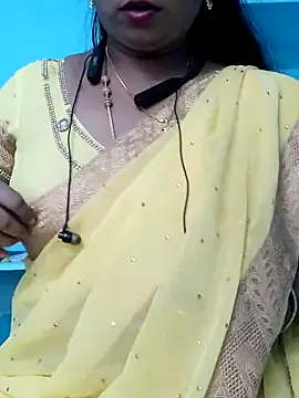 Snapshot of yelmaji91 chatting on October 20, 2025, 4:58 am yelmaji91 online show from October 20, 2025, 4:58 am