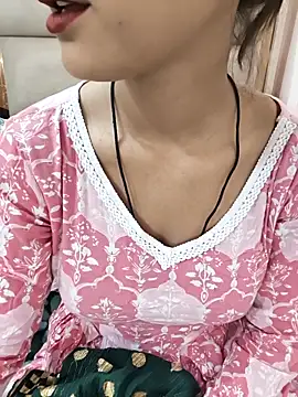 Snapshot of Indian-Aleena chatting on April 30, 2026, 5:25 am Indian-Aleena online show from April 30, 2026, 5:25 am