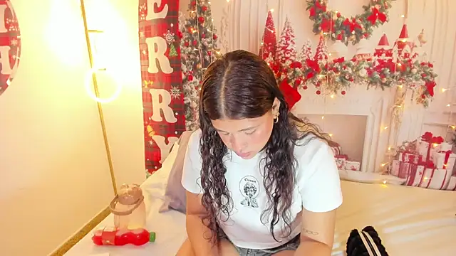 Snapshot of Ivy_nt chatting on December 14, 2025, 12:55 pm Ivy nt online show from December 14, 2025, 12:55 pm