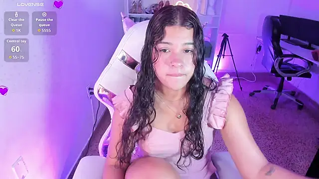 Snapshot of Ivy_nt chatting on November 29, 2025, 1:11 pm Ivy nt online show from November 29, 2025, 1:11 pm