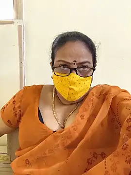 Snapshot of heera-rani chatting on June 19, 2026, 5:02 am heera-rani online show from June 19, 2026, 5:02 am