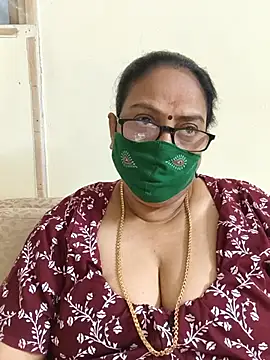 Snapshot of heera-rani chatting on July 24, 2026, 12:56 pm heera-rani online show from July 24, 2026, 12:56 pm