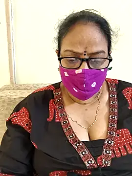 Snapshot of heera-rani chatting on June 25, 2026, 5:12 am heera-rani online show from June 25, 2026, 5:12 am