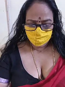Snapshot of heera-rani chatting on June 11, 2026, 5:04 am heera-rani online show from June 11, 2026, 5:04 am