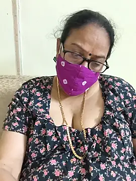 Snapshot of heera-rani chatting on June 27, 2026, 1:50 pm heera-rani online show from June 27, 2026, 1:50 pm