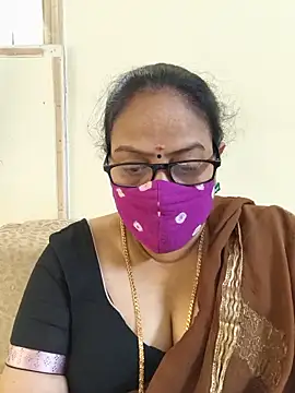 Snapshot of heera-rani chatting on June 28, 2026, 4:19 am heera-rani online show from June 28, 2026, 4:19 am
