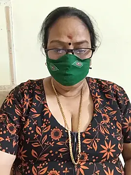 Snapshot of heera-rani chatting on July 28, 2026, 3:21 pm heera-rani online show from July 28, 2026, 3:21 pm