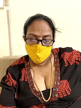 Snapshot of heera-rani chatting on July 13, 2026, 11:09 am heera-rani online show from July 13, 2026, 11:09 am