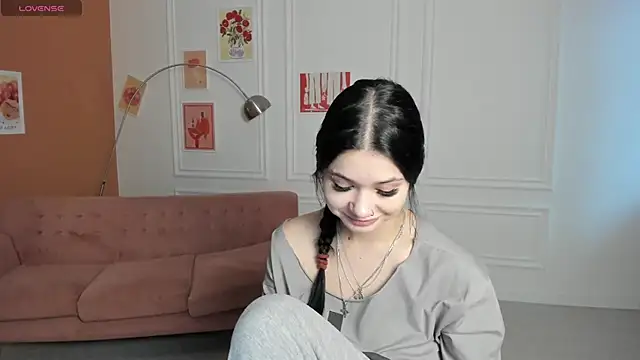 amy doessss online show from November 23, 2025, 9:41 am