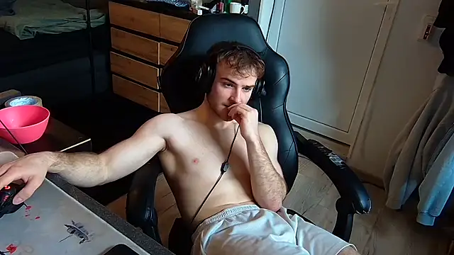 Snapshot of Rudi2007Eye chatting on March 24, 2026, 10:37 am Rudi2007Eye online show from March 24, 2026, 10:37 am