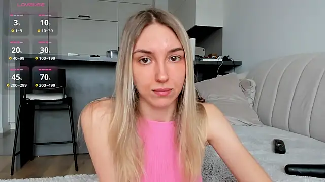 Sunny Rina  online show from February 5, 2026, 9:05 am